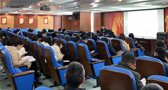 高一级部:新课程、新教材实施专题报道(一)(图3)