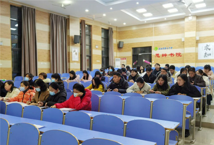 高二级部:齐抓共管聚合力,共创育人“家”氛围(图2)