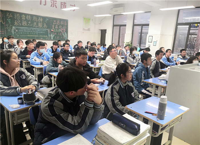 高二级部:今天你让他人因你而幸福了吗?(图2)