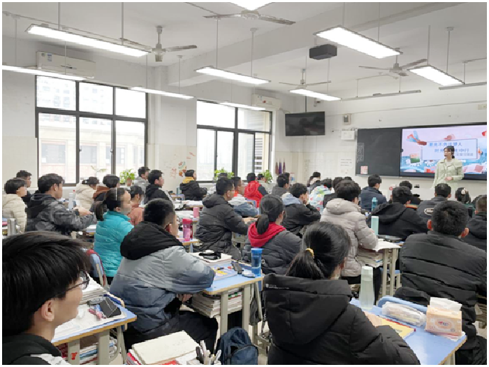 高三级部:星光不负追梦人,时光不负七中行(图1)