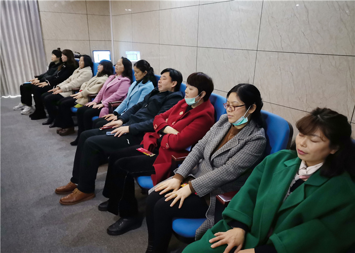 生活部:“缓解压力  放飞心灵”用音乐感受生活之美(图3)