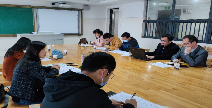 高三级部:同课异构展风采  课标研读备高考(图2)