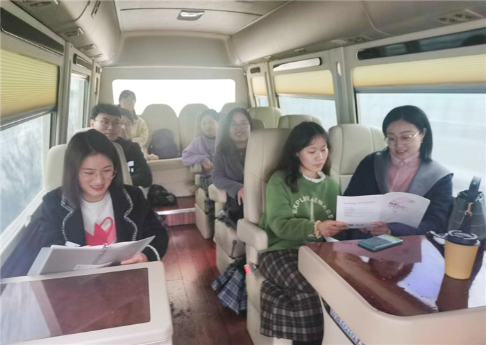 高三级部：分析交流共进步  复习备考稳方向(图5)