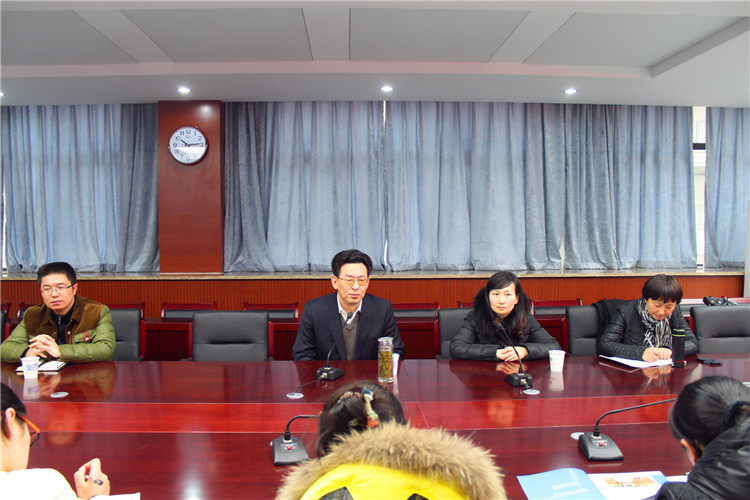 靓丽校园再迎国培班 交流研讨再添新思想(图2)