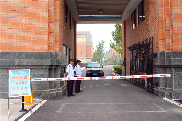 合肥七中:保安,新校的安全卫士(图4)