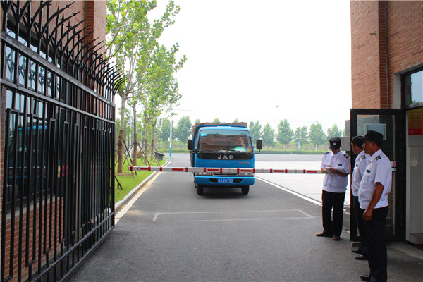 合肥七中:保安,新校的安全卫士(图5)