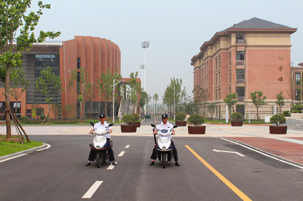 合肥七中:保安,新校的安全卫士(图6)