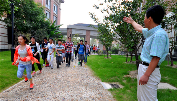 合肥七中9•18“珍爱和平,热爱生命”主题教育活动圆满落幕(图2)