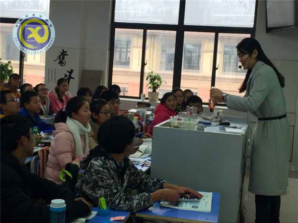 百尺竿头须进步 十方世界是全身(图1)