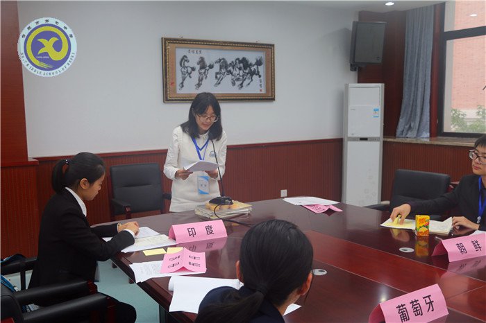 小舞台,大视野(图2)