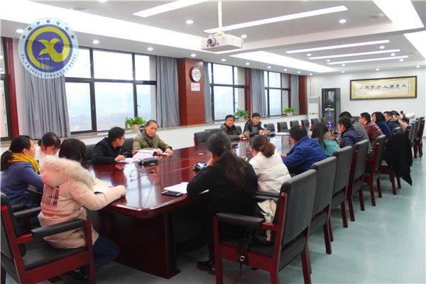 立足本职,向奉献看齐(图4)