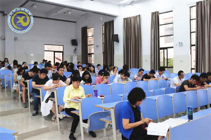 深思慎取创突破，齐心协力迎学考(图1)