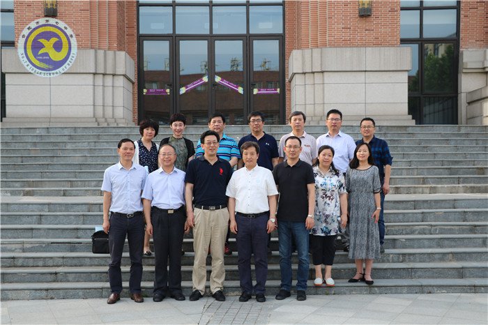 天津市河东区教育局莅临合肥七中参观考察(图6)