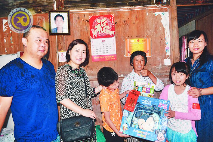 合肥日报：合肥七中“萤火虫”行动映照学校精神(图2)