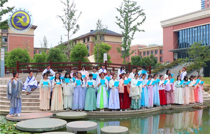 合肥日报:为梦想和远方奋斗的时光最美(图7)