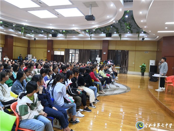 跌跌撞撞仍对世界微笑，彷徨失措依然勇敢前行(图3)