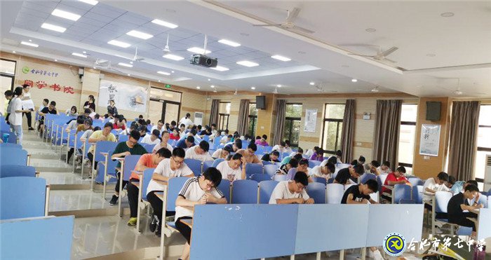 笔下角逐,招新纳贤(图2)