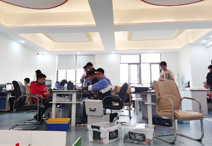 付莲莲 机器人比赛.png 付莲莲 机器人比赛.png