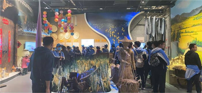 亲近自然之美 体验耕耘之乐(图1) 亲近自然之美 体验耕耘之乐(图1)