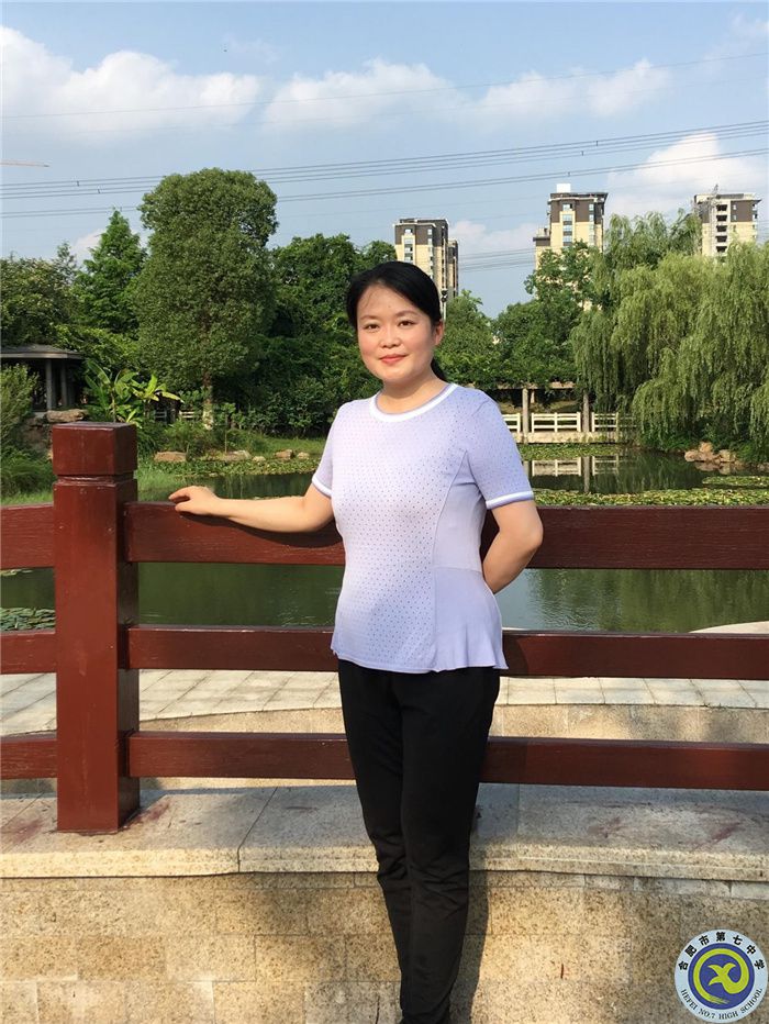 程静.jpg 程静.jpg