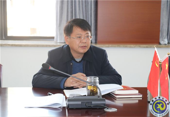 邓校.jpg 邓校.jpg