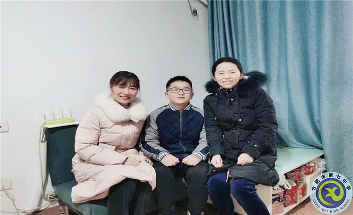 合肥七中高二理科实验班组团家访活动(图1) 合肥七中高二理科实验班组团家访活动(图1)