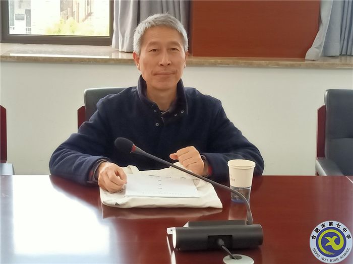 物理2.jpg 物理2.jpg