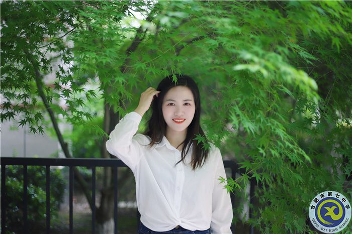 曾艳.jpg 曾艳.jpg