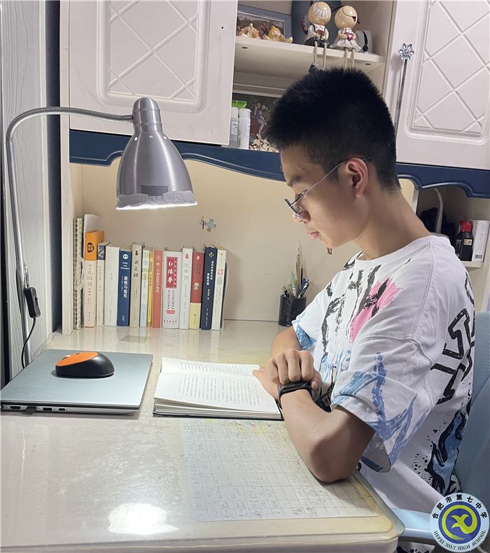 张立鹏 行知实验学校.jpg 张立鹏 行知实验学校.jpg