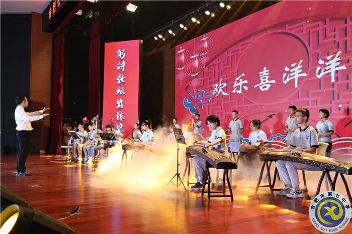 欢乐喜洋洋3.jpg 欢乐喜洋洋3.jpg