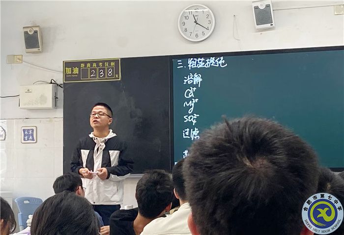 熊彬.jpg 熊彬.jpg