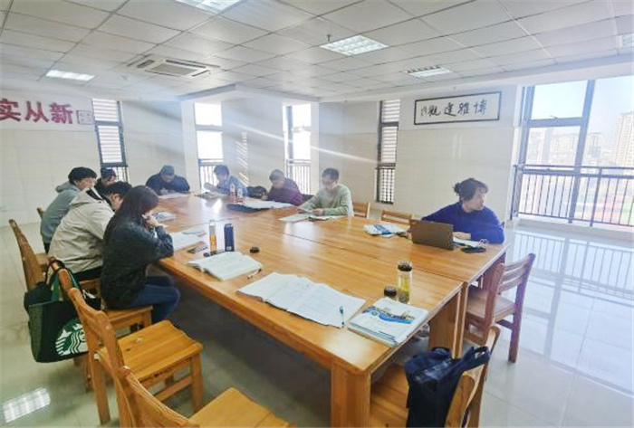 物理2.jpg 物理2.jpg