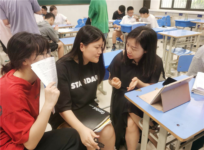 课后辅导.jpg 课后辅导.jpg