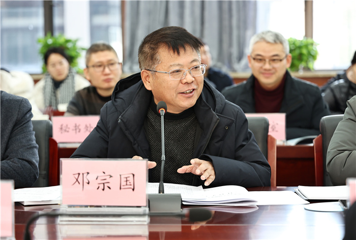 合肥市学生心理健康工作座谈会在合肥七中举行(图7) 合肥市学生心理健康工作座谈会在合肥七中举行(图7)