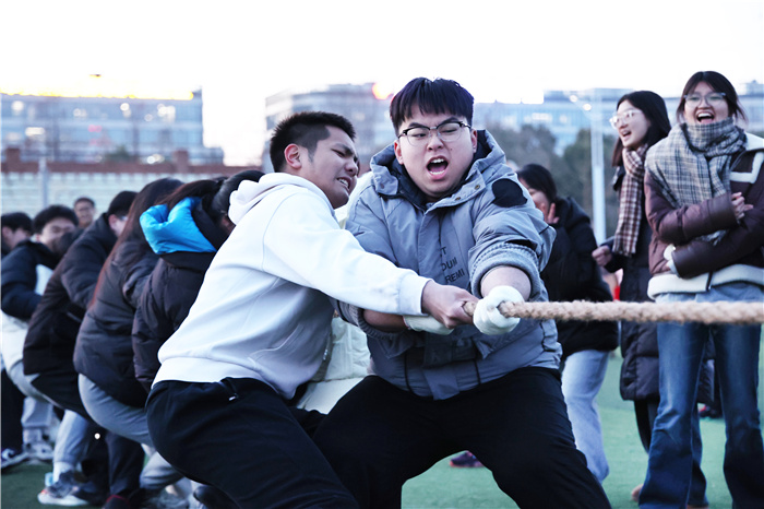 中安教育网:合肥七中凝“绳”聚力展风采    力“拔”山河向未来(图3) 中安教育网:合肥七中凝“绳”聚力展风采    力“拔”山河向未来(图3)