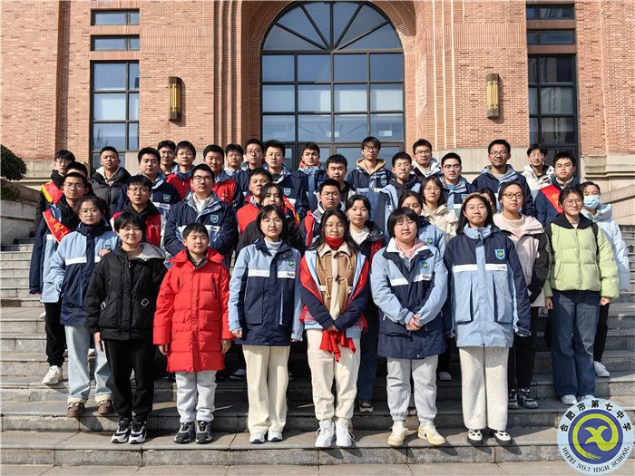 返校志愿者.jpg 返校志愿者.jpg