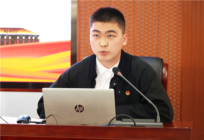 合肥七中第二十二期业余党校圆满结业(图3) 合肥七中第二十二期业余党校圆满结业(图3)