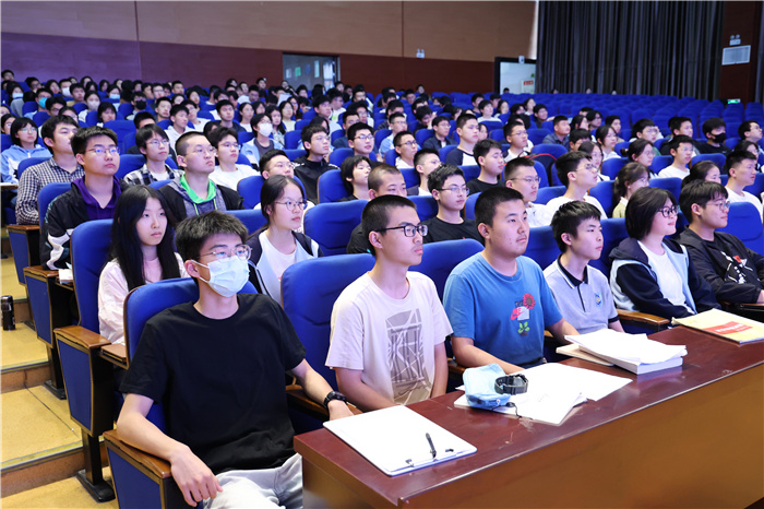 合肥七中第46期团校圆满结业(图8) 合肥七中第46期团校圆满结业(图8)