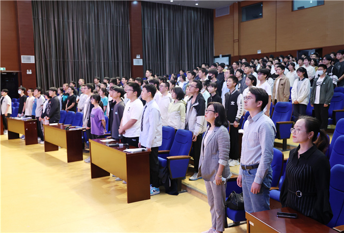 合肥七中第46期团校圆满结业(图1) 合肥七中第46期团校圆满结业(图1)