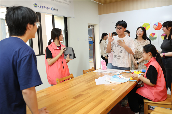 职业猜猜“鸭”.jpg 职业猜猜“鸭”.jpg