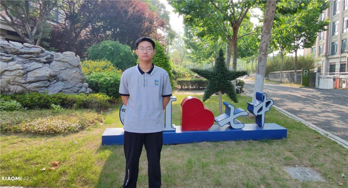 费驷达.jpg 费驷达.jpg