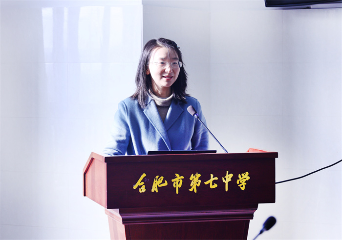 合肥七中召开省市级电教课题开题报告会(图2) 合肥七中召开省市级电教课题开题报告会(图2)