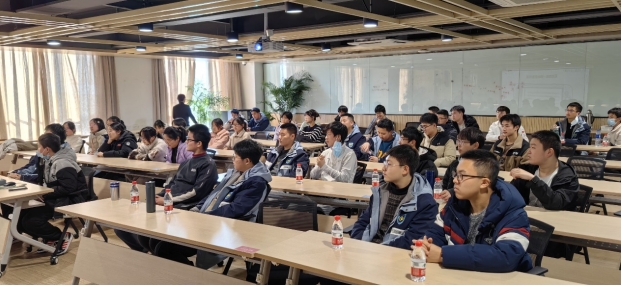 中安在线、合肥在线:合肥七中学子寒假社会实践活动超有AI(图5) 中安在线、合肥在线:合肥七中学子寒假社会实践活动超有AI(图5)