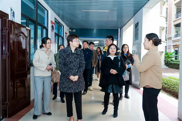 上海市长宁区教育局.jpg 上海市长宁区教育局.jpg