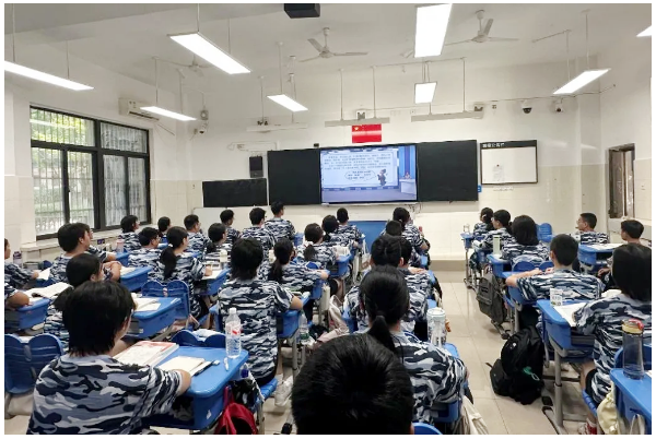 QQ截图20250901114339.png QQ截图20250901114339.png