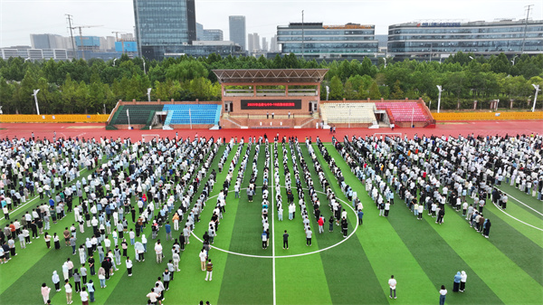 应急疏散演练.jpg 应急疏散演练.jpg